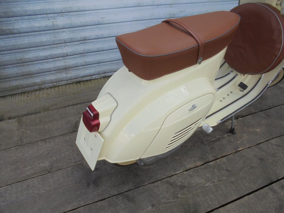 Vespa Primavera V 50 ccm NR 99