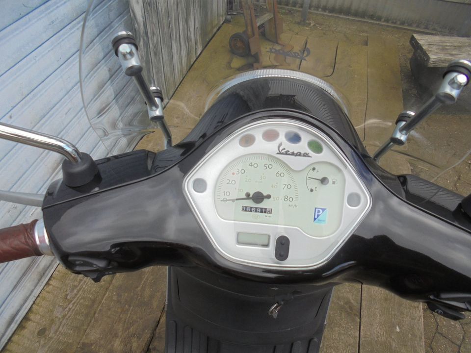 Vespa LX 50 4 Takt NR 563
