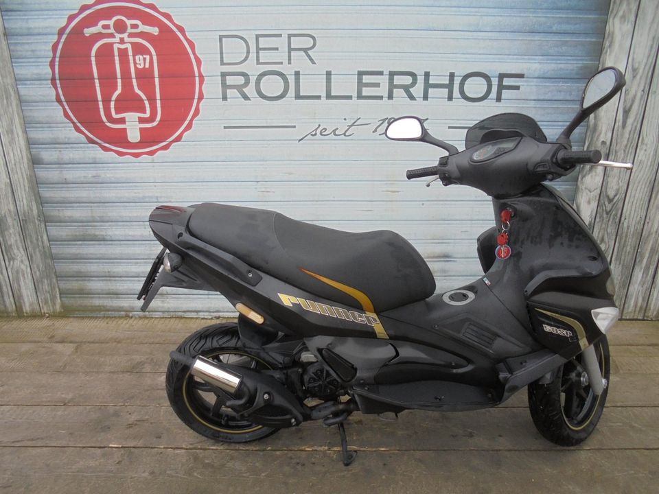 Piaggio Gilera Runner 50 2 Takt Black Soul original NR 587