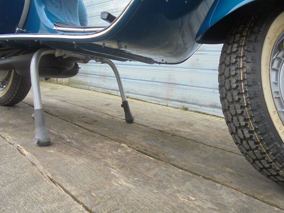 Vespa VBB 150 2T mit 125 ccm Zulassung NR 00