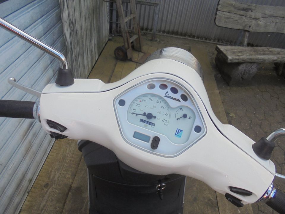 Vespa LX 50 4 Takt NR 568