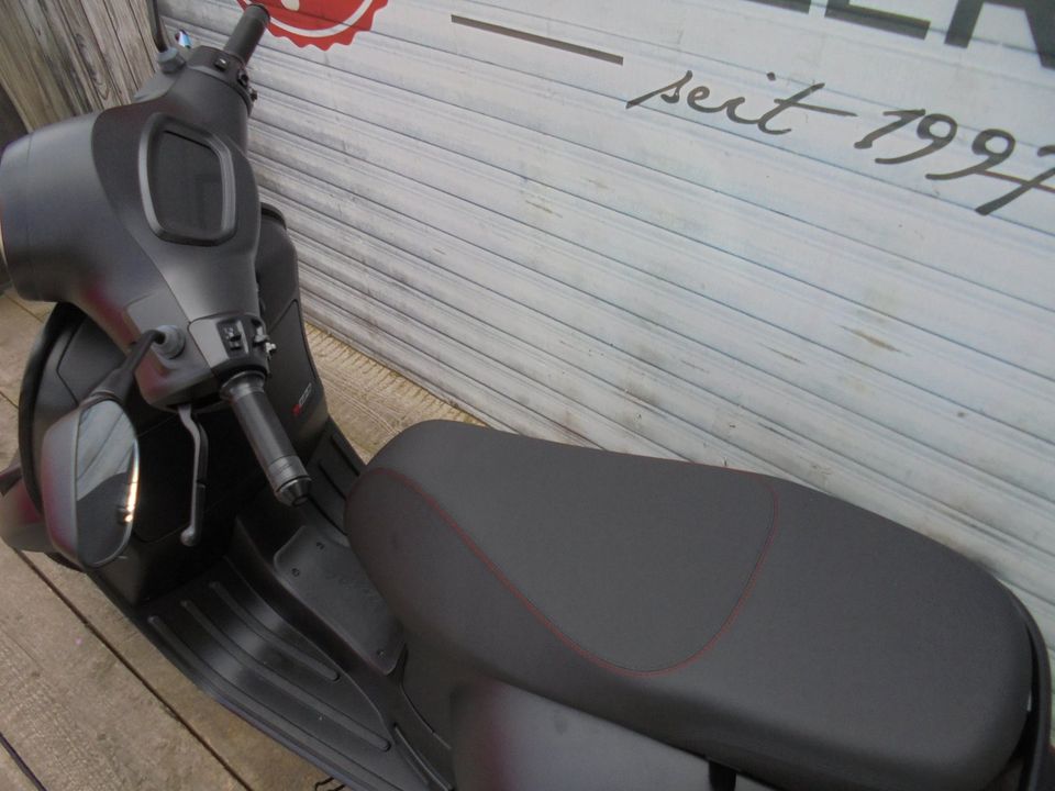 Vespa GTS 125 Super Sport FL E5+ Keyless