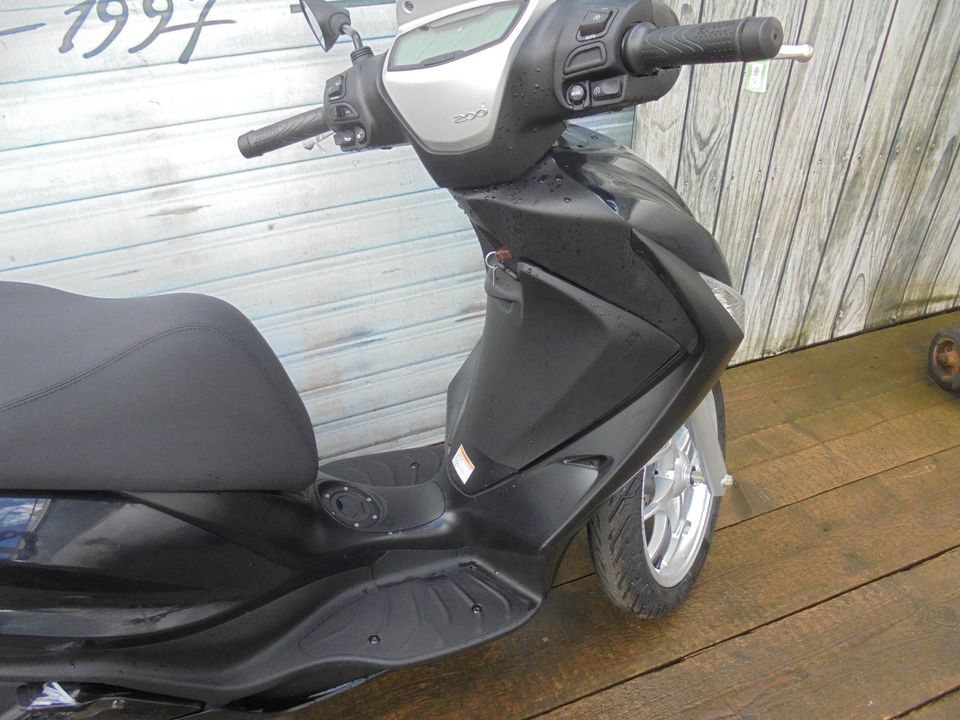 Piaggio Medley 200 Iget E5 + Neu