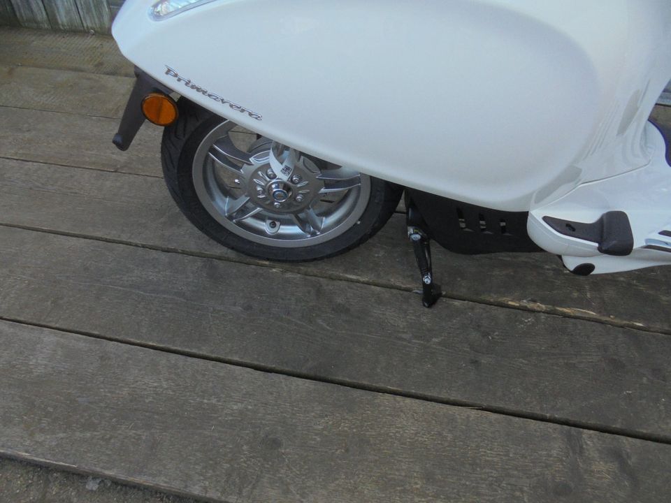 Vespa Primavera Elettrica 45 Neu