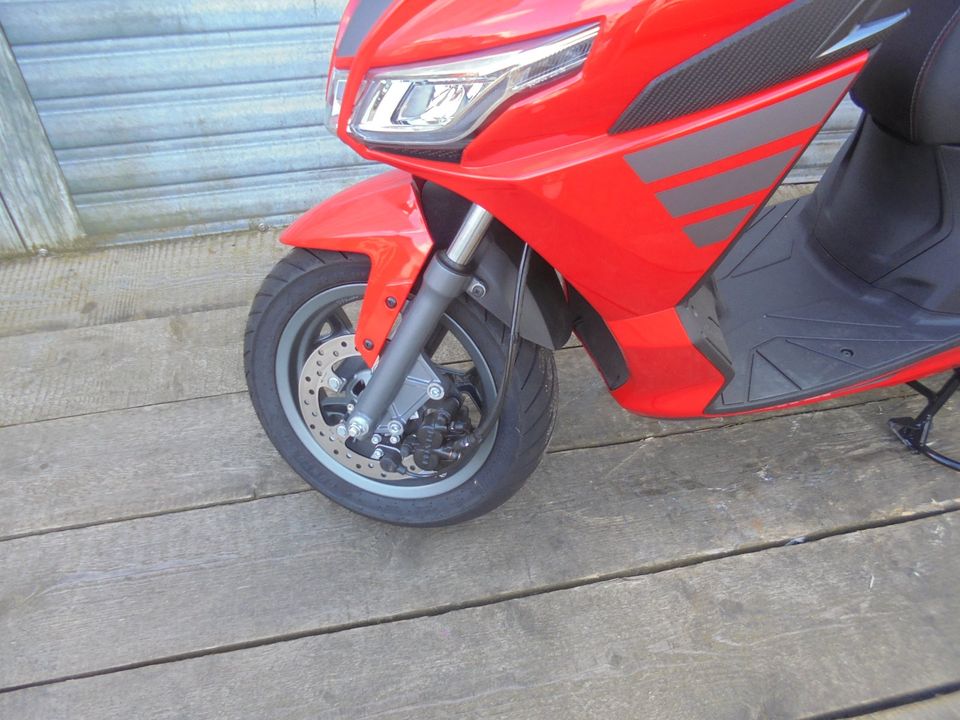 Aprilia SXR 50 Sport 4 Takt E5+ Neu