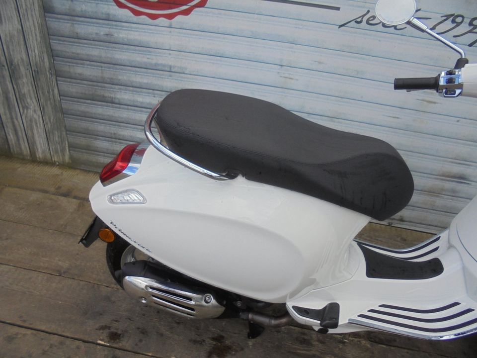 Vespa Primavera 50 4T iGet E5 Edition NR 000