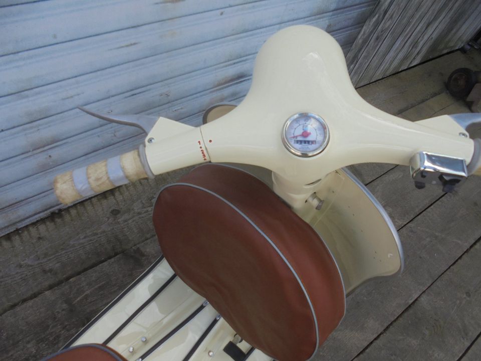 Vespa Primavera V 50 ccm NR 99