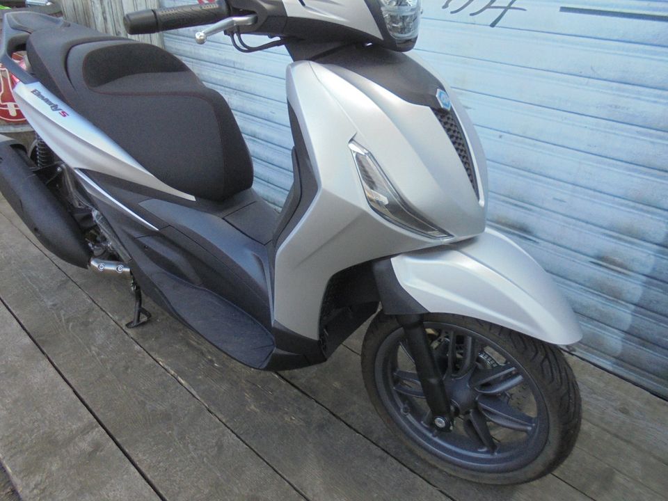 Piaggio Beverly 300 Iget E5 Neu Tageszulassung NR 36
