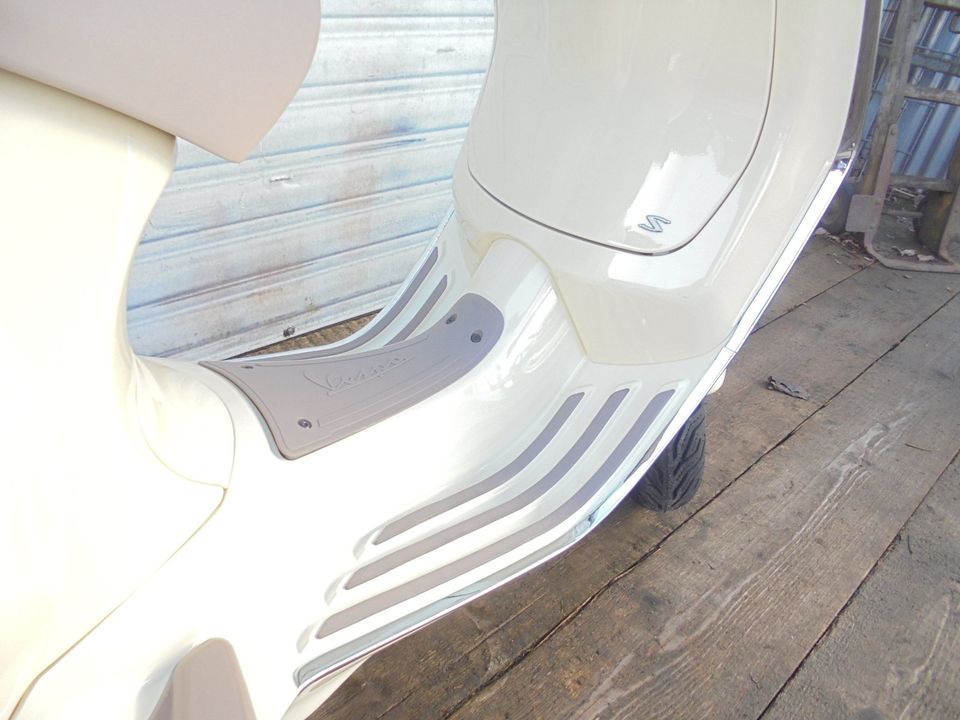 Vespa Primavera S 50 E5+ FL