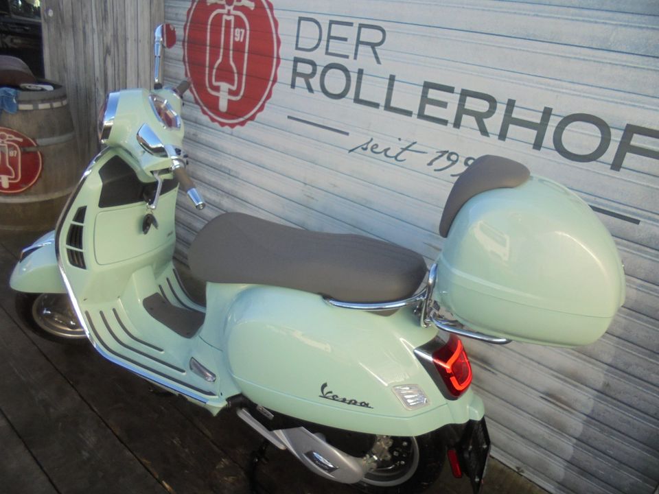 Vespa GTS 125 Super Sport NR 250