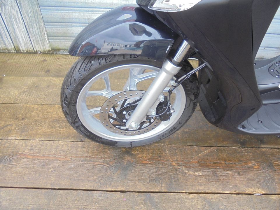 Piaggio Medley 200 Iget E5 + Neu