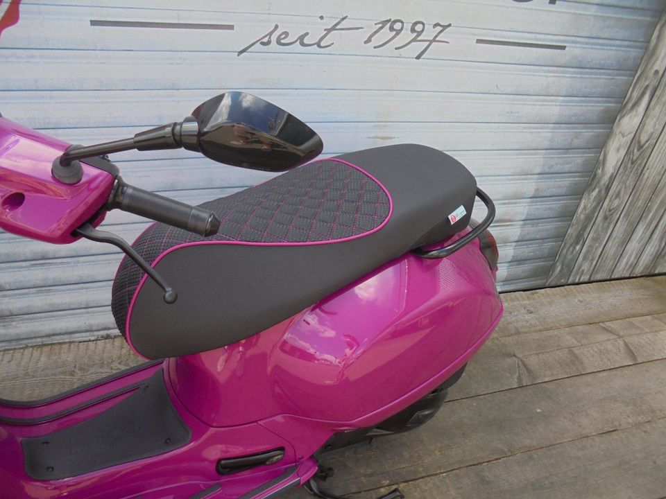 Vespa GTS 125 Super Sport RH EDITION E5+ Porsche Sternrubin