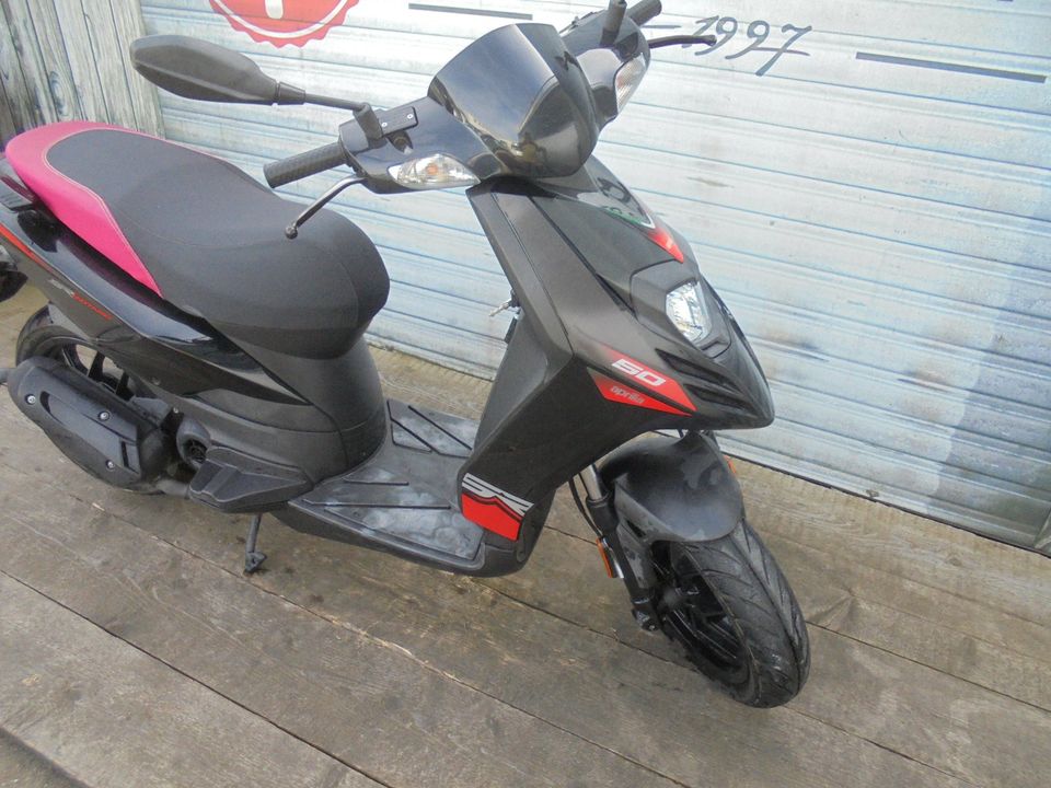 Aprilia SR 50 Motard 2 Takt NR 566