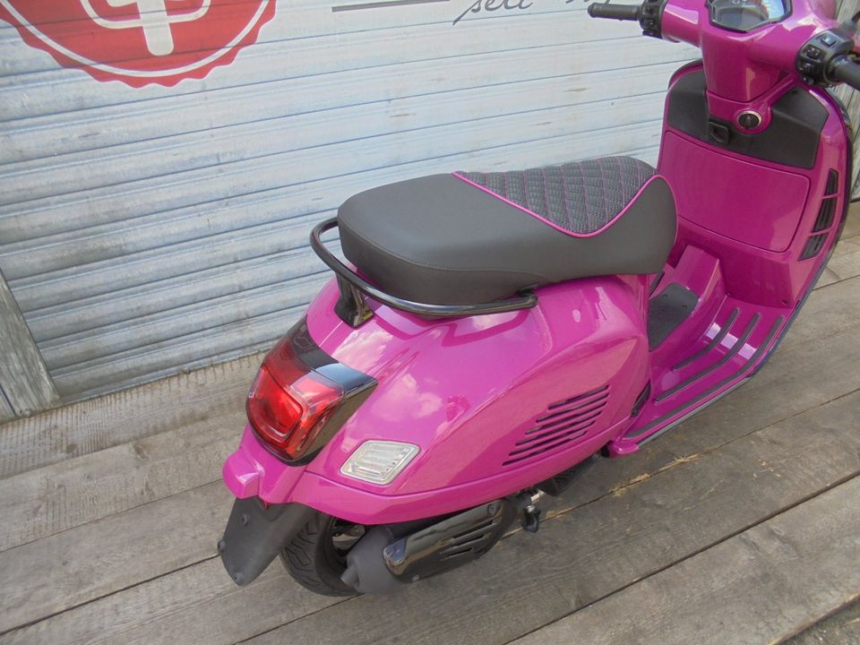 Vespa GTS 125 Super Sport RH EDITION E5+ Porsche Sternrubin