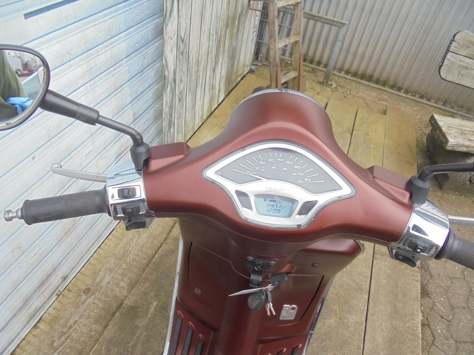 Vespa Primavera 50 Iget E5 50 Jahre NR 583