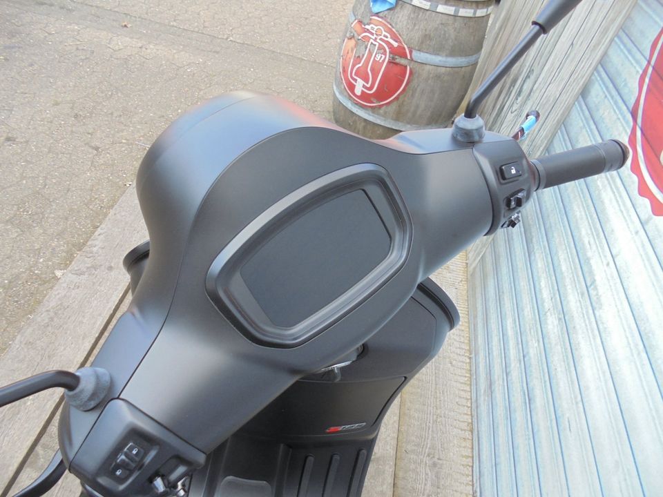 Vespa GTS 125 Super Sport FL E5+ Keyless