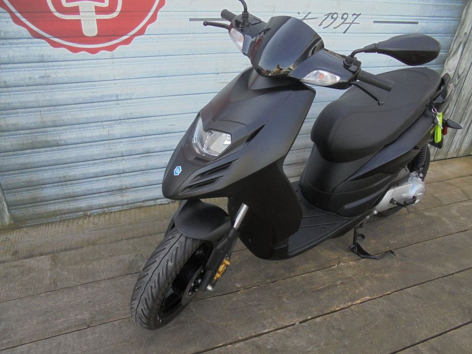 Piaggio New TPH 50 2 Takt wie neu NR 563