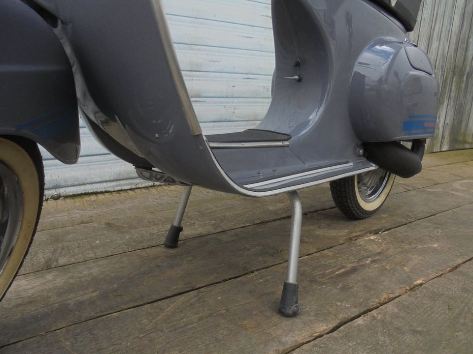 Vespa Primavera ET3 125 ccm NR 93