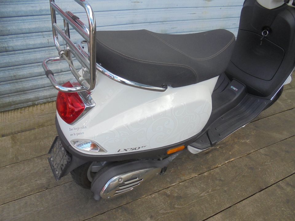 Vespa LX 50 4 Takt NR 568