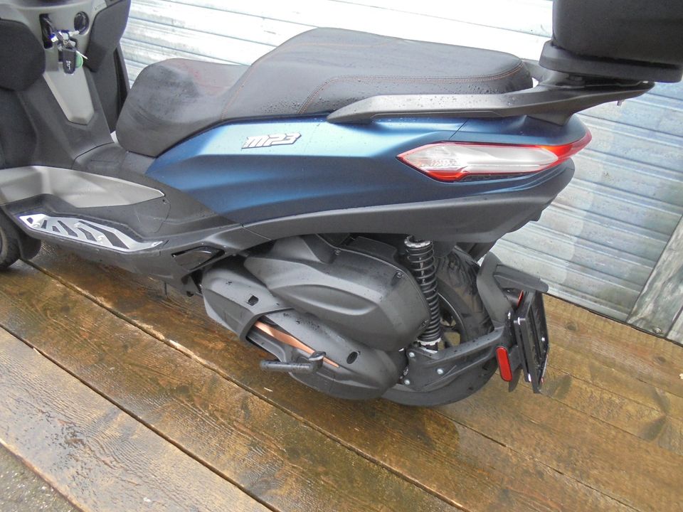 Piaggio MP3 530 HPE Exclusive E5+ NR 305