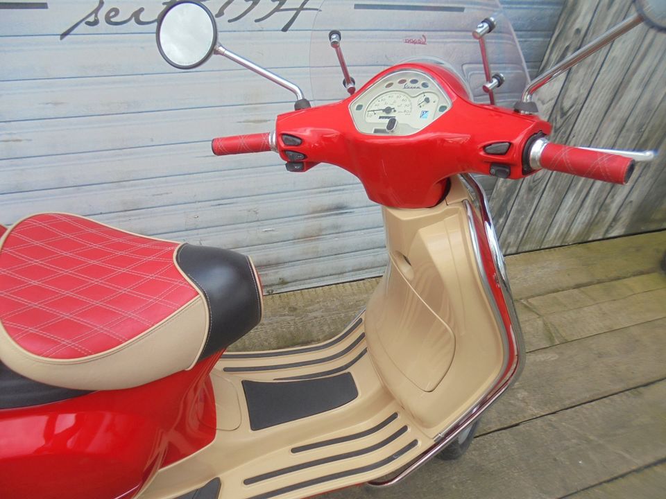 Vespa LX 50 4 Takt Cirkus Edition NR 125