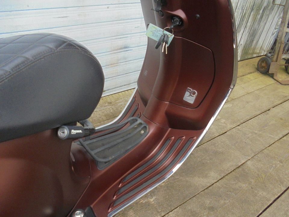 Vespa Primavera 50 Iget E5 50 Jahre NR 583