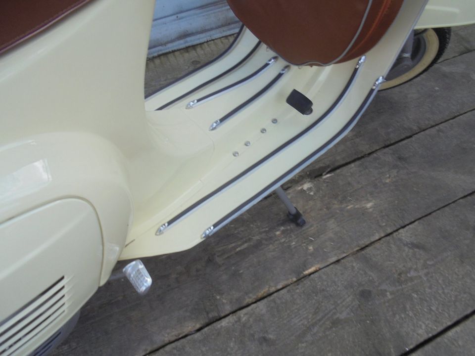 Vespa Primavera V 50 ccm NR 99