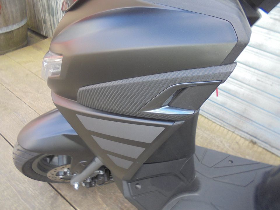 Aprilia SXR 50 Sport 4 Takt E5+ Neu