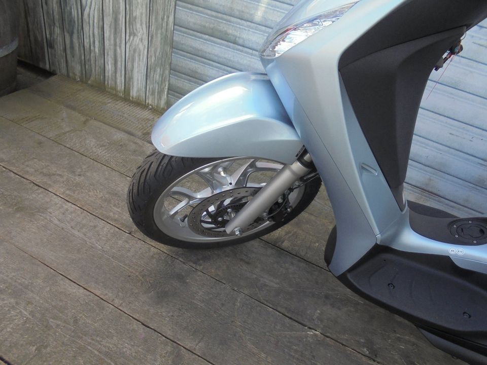 Piaggio Medley 200 Iget E5 + Neu