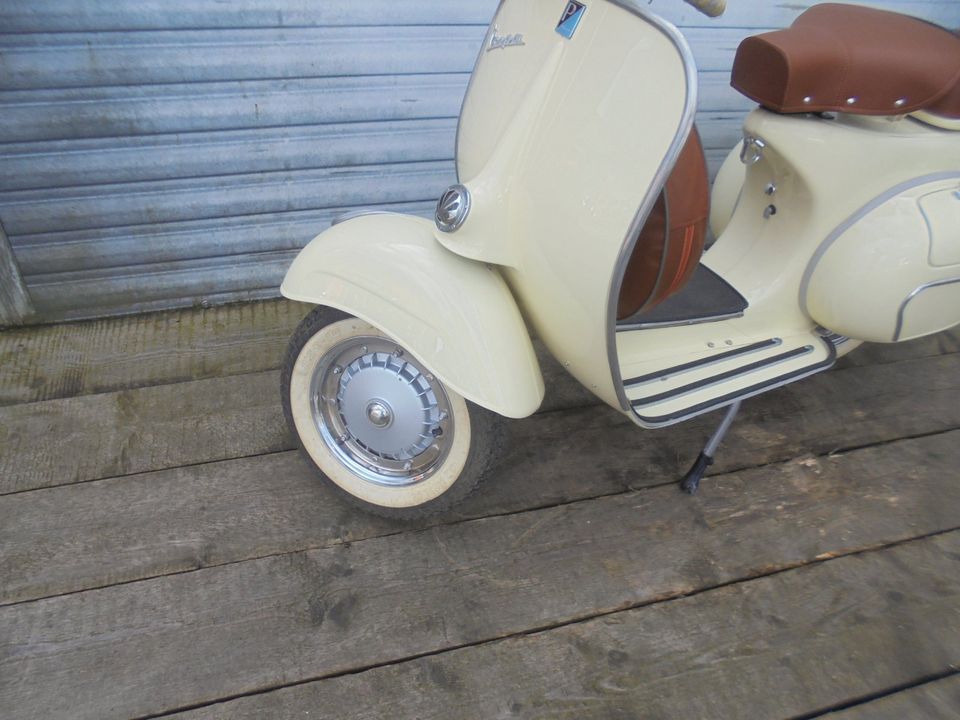 Vespa VBB 150 2T mit 125 ccm Zulassung NR 8