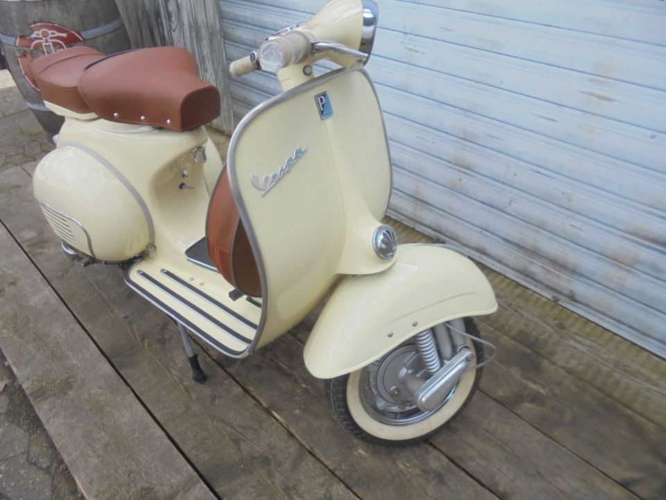 Vespa VBB 150 2T mit 125 ccm Zulassung NR 8
