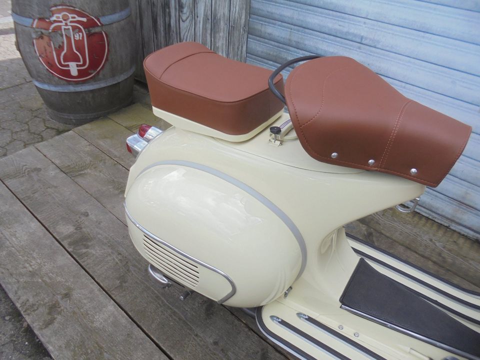 Vespa VBB 150 2T mit 125 ccm Zulassung NR 8