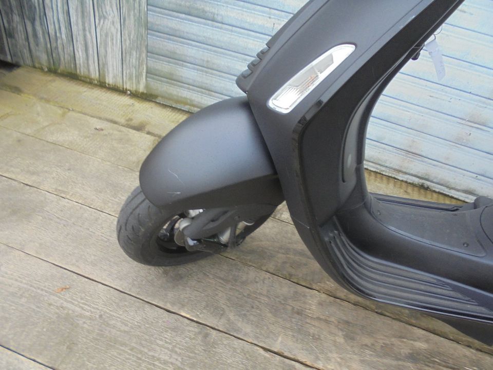 Vespa Sprint 50 4T iGet Notte NR 114