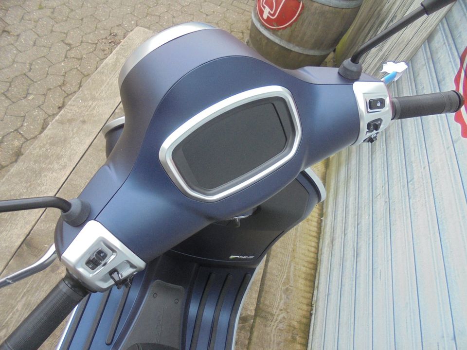 Vespa GTS 310 Super TECH FL E5+ Keyless Neu