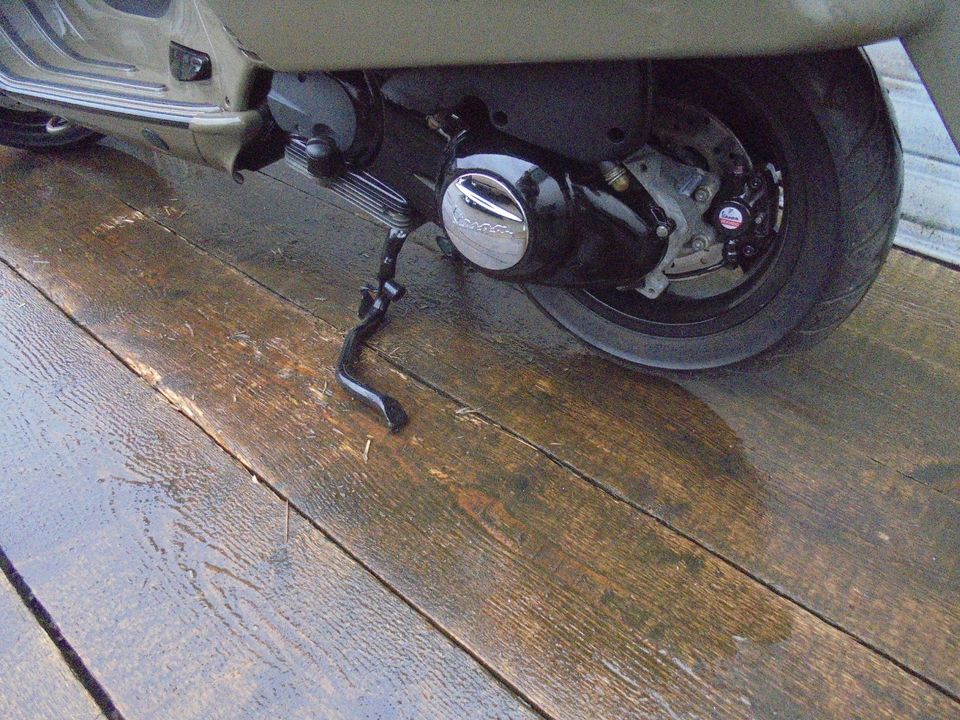Vespa GTS 300 RH Edition NR65