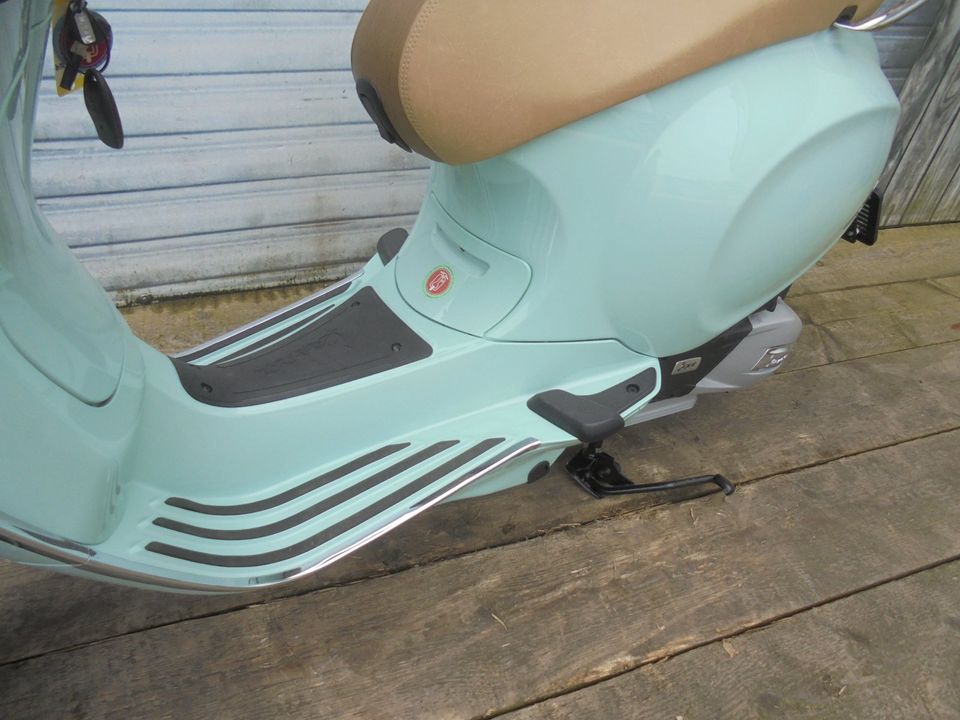Vespa Primavera 125 ABS E5+ wie Neu wie Picnic