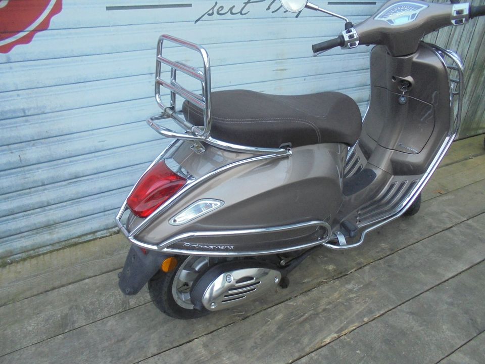 Vespa Primavera 50 4 Takt Touring NR 000