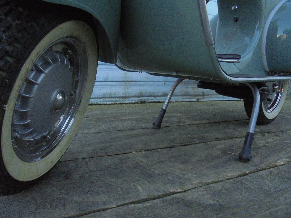 Vespa VBB 150 2T mit 125 ccm Zulassung NR 380/381