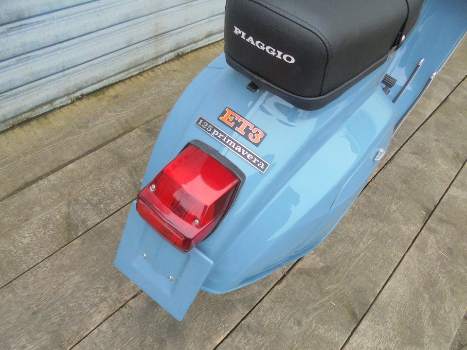Vespa Primavera ET3 125 ccm NR 400
