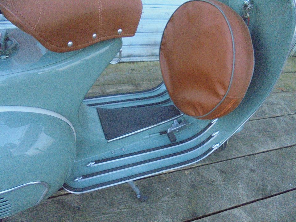 Vespa VBB 150 2T mit 125 ccm Zulassung NR 380/381