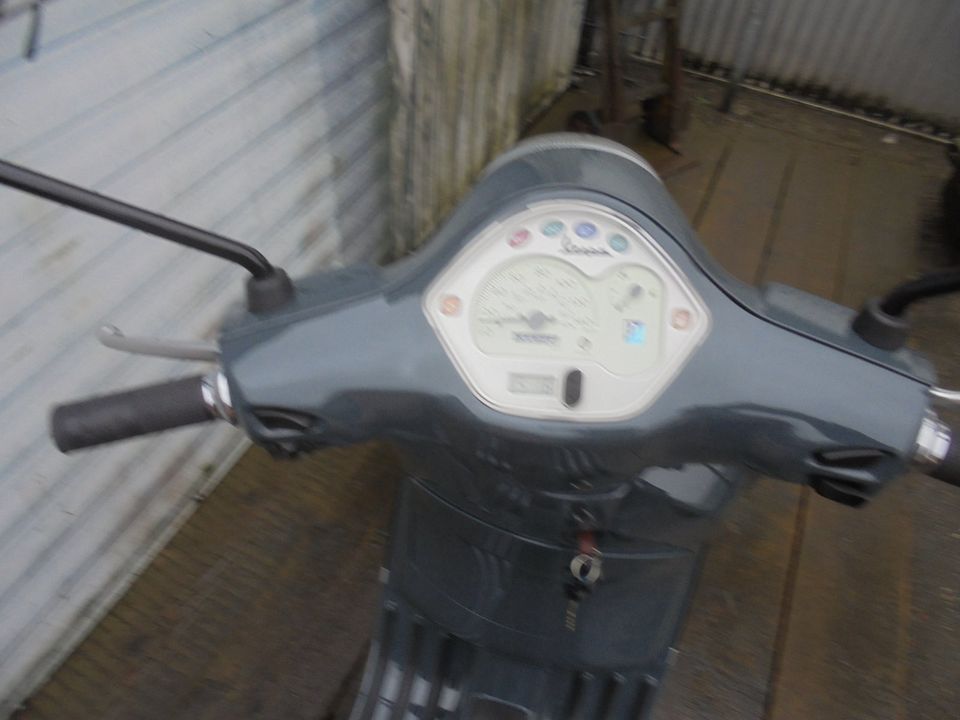 Vespa LX 125 FL IE 4Takt NR 104