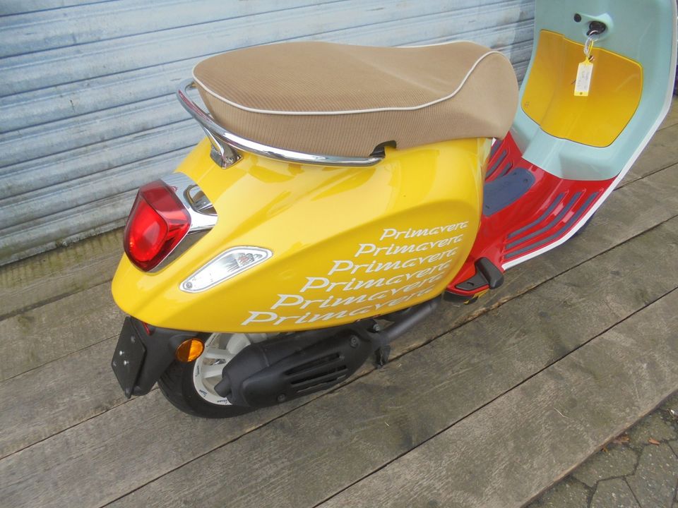 Vespa Primavera 50 4T iGet E5 SEAN Wotherspoon NR 115