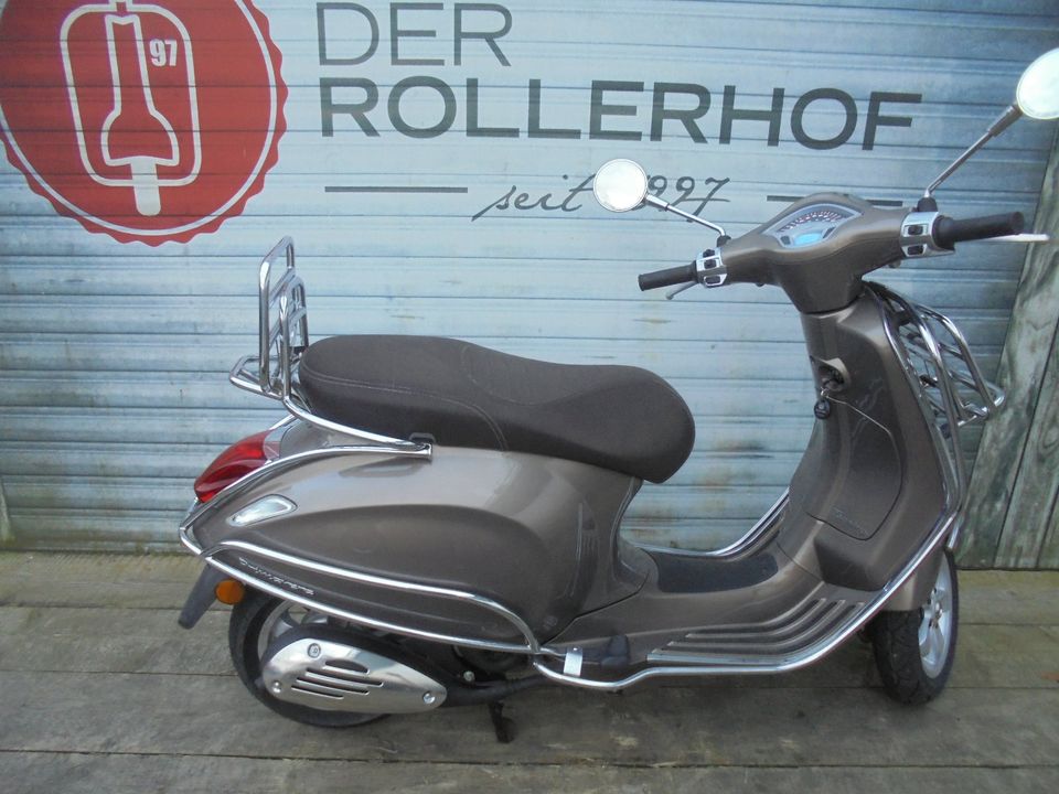 Vespa Primavera 50 4 Takt Touring NR 000