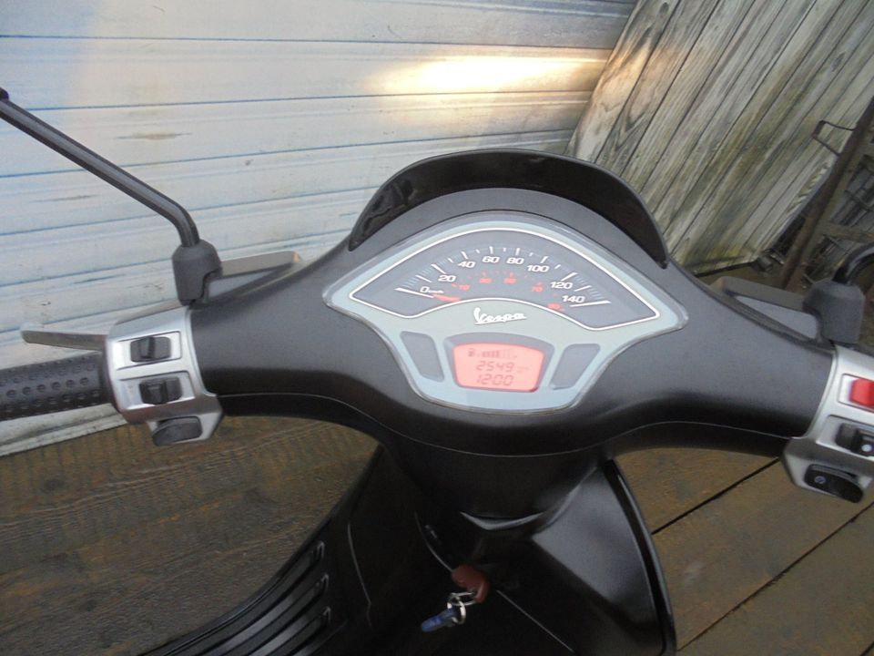 Vespa Sprint 125 IE 4Takt REMUS NR 77