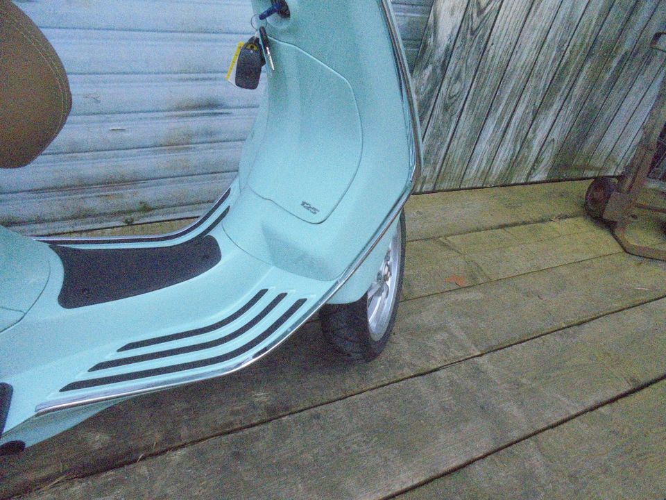 Vespa Primavera 125 ABS E5 NR 000