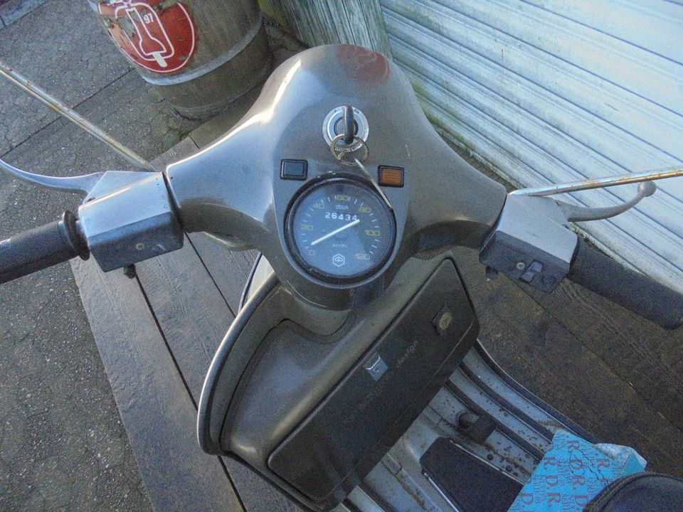 Vespa P 80 E 133 ccm Garagenfund NR 106