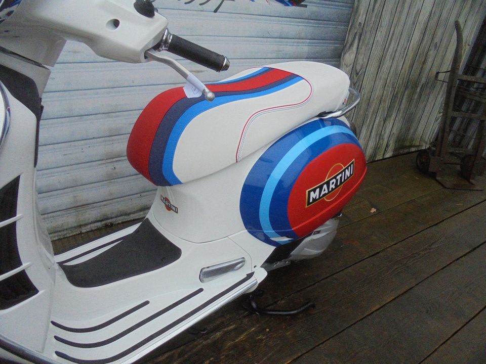 Vespa GTS 310 Super FL E5+ Keyless Neu Martini Racing