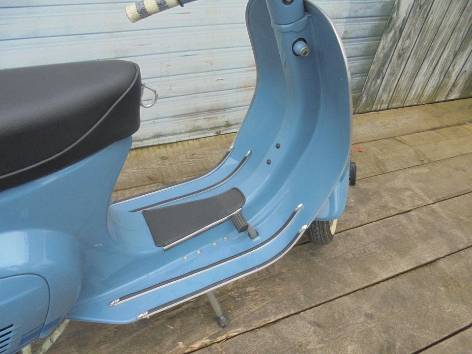Vespa Primavera ET3 125 ccm NR 400