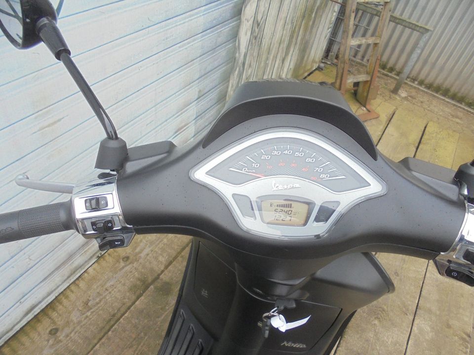 Vespa Sprint 50 4T iGet Notte NR 114