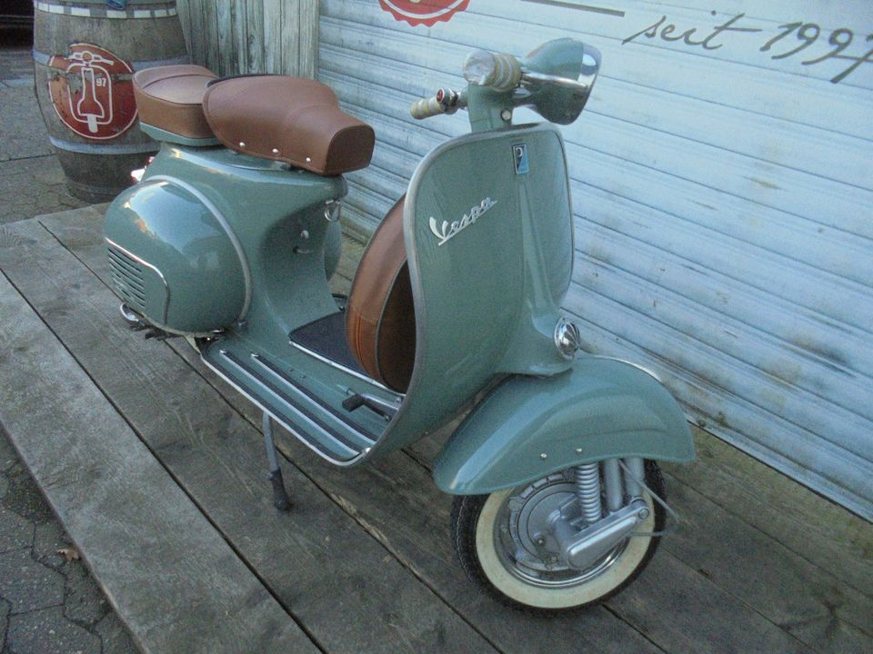 Vespa VBB 150 2T mit 125 ccm Zulassung NR 380/381